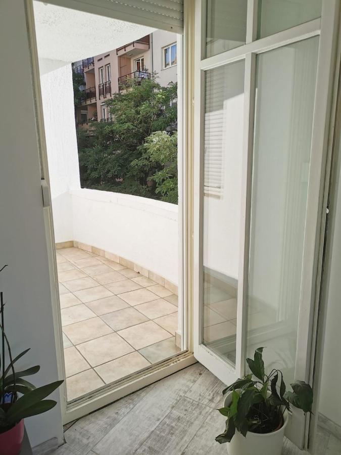 Bright, Spacious Apartment 3 Bedroom, Garage Budapest Exterior photo