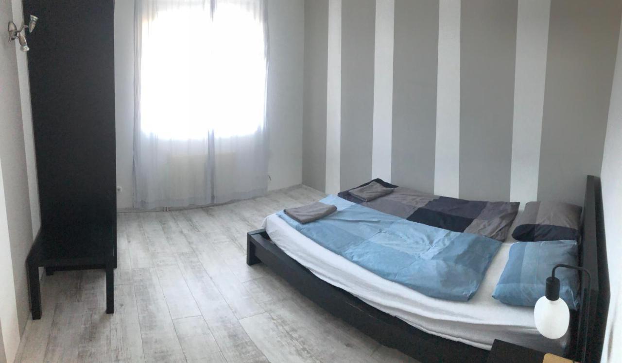 Bright, Spacious Apartment 3 Bedroom, Garage Budapest Exterior photo