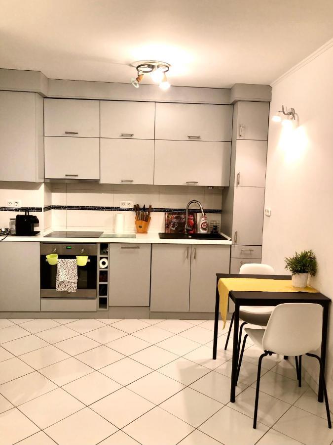 Bright, Spacious Apartment 3 Bedroom, Garage Budapest Exterior photo